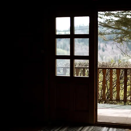 Artist's House Hébergement de vacances Falsztyn